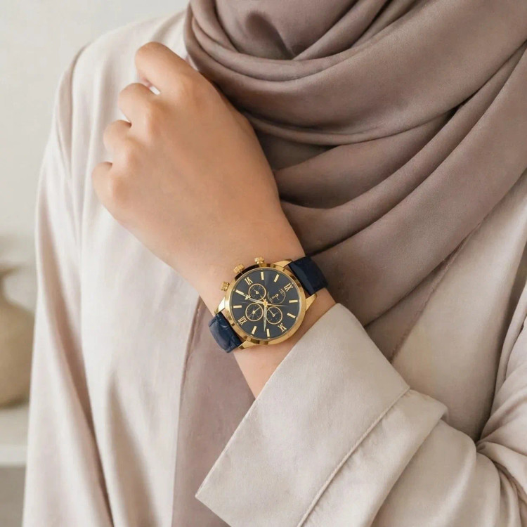 ساعت مچی زنانه سیکو بند چرمی صفحه مشکی موتور ژاپن تقویم دار