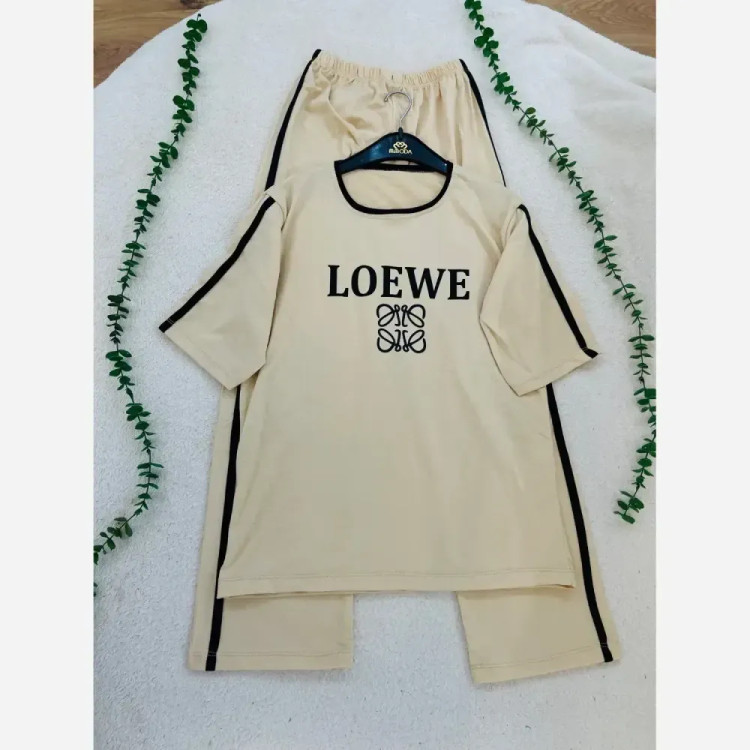 ست تیشرت و شلوار زنانه طرح LOEWE جنس سوپر اسپان فول کش فری سایز