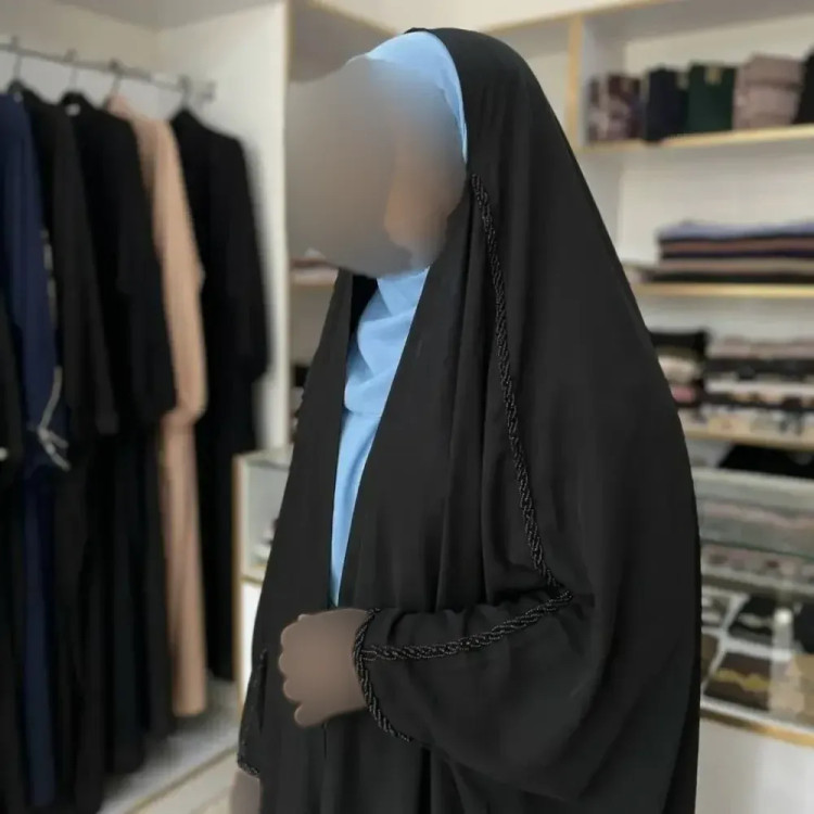 چادر جده گلدوزی پروانه کن کن ندا مروارید مشکی سایز 150