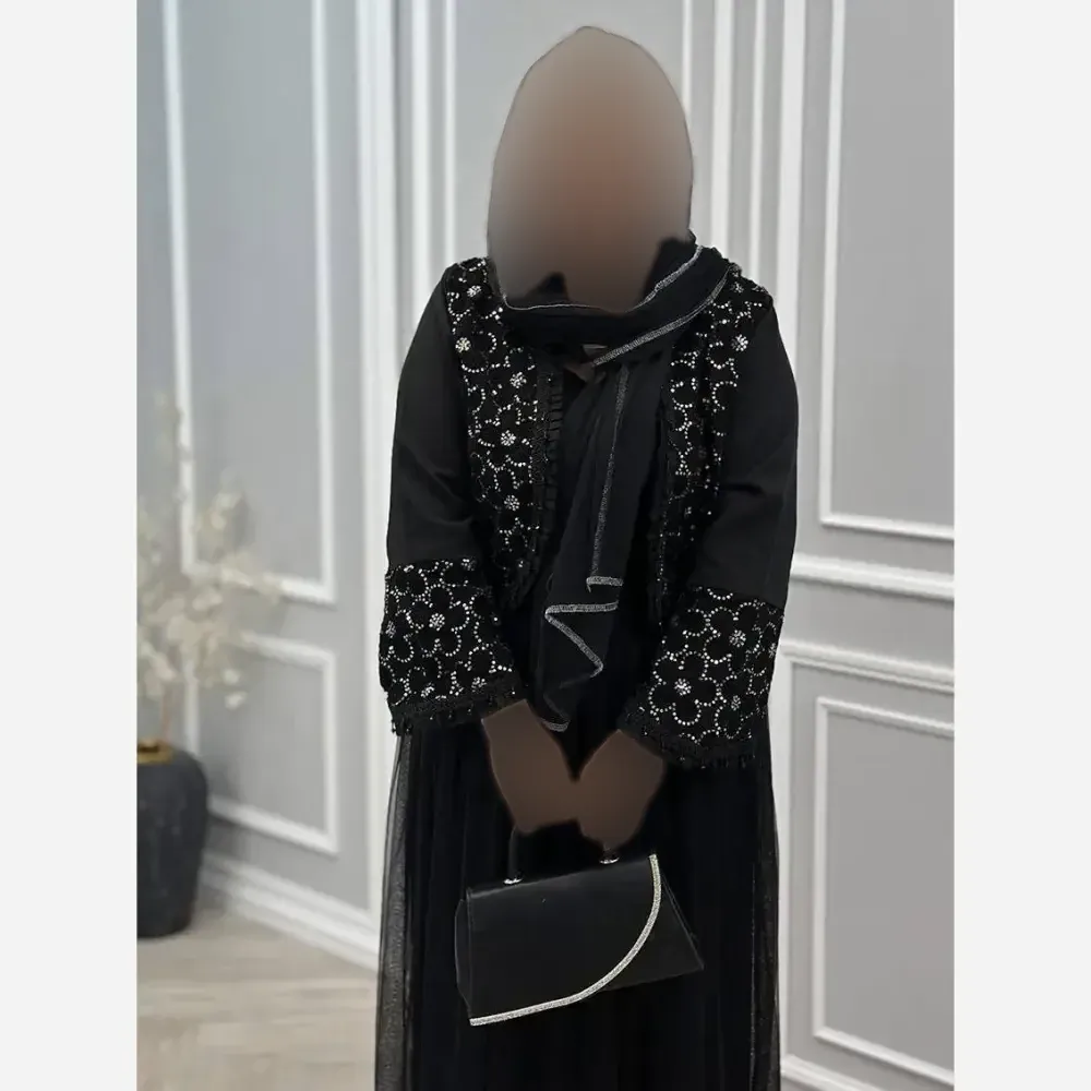 ست سه تیکه کت کرپ مازراتی و دامن تور و شال فری سایز 38 تا 46