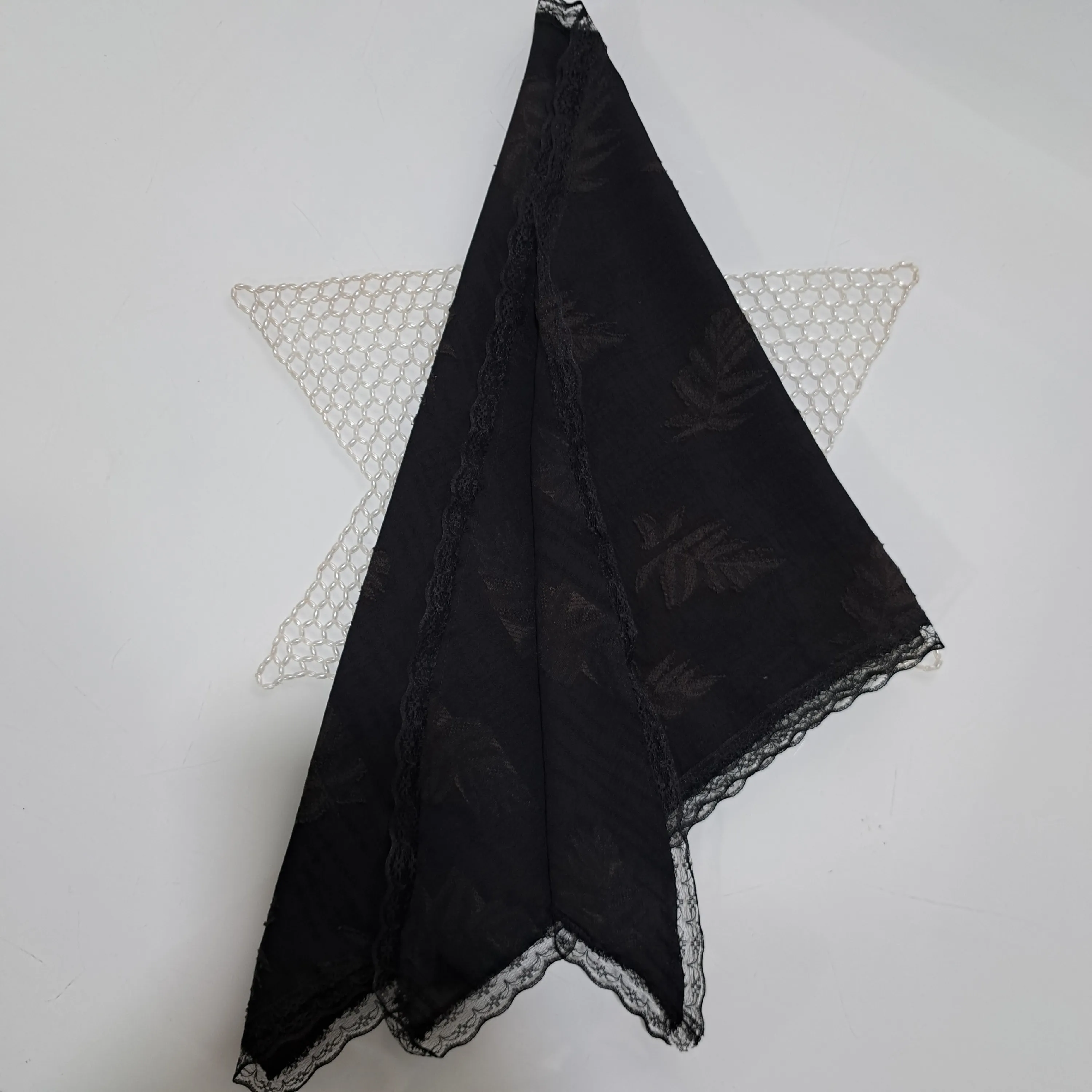 مینی اسکارف سه گوش نخی طرح کاج رنگبندی متنوع ابعاد 120 در 80