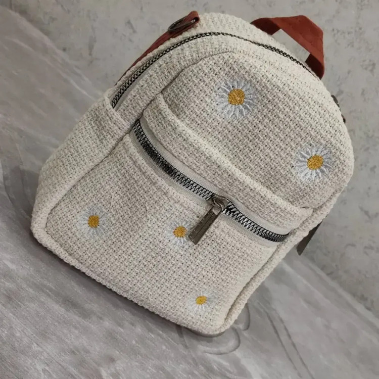 کیف ساندویچی چرم طرح کنف رنگ نسکافه ای کرم سایز آزاد