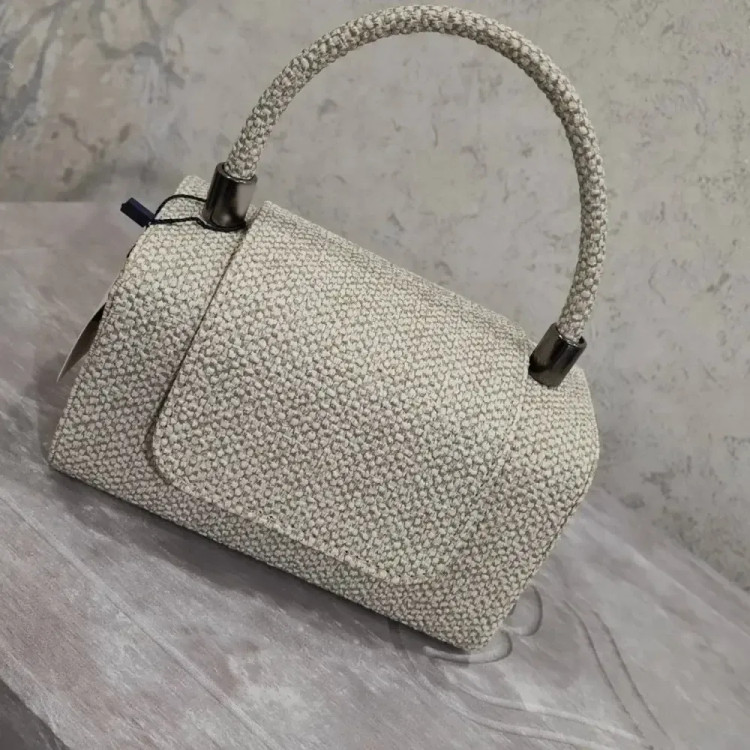 کیف ساندویچی چرم طرح کنف بند بلند نسکافه ای کرم سایز آزاد