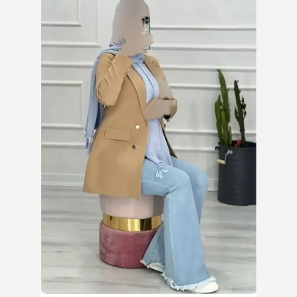 کت سایز بزرگ زنانه کرپ مازراتی رنگ کرمی
