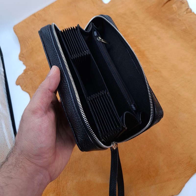 کیف دستی مردانه چرم اکابی مدل بردیا کد d-01