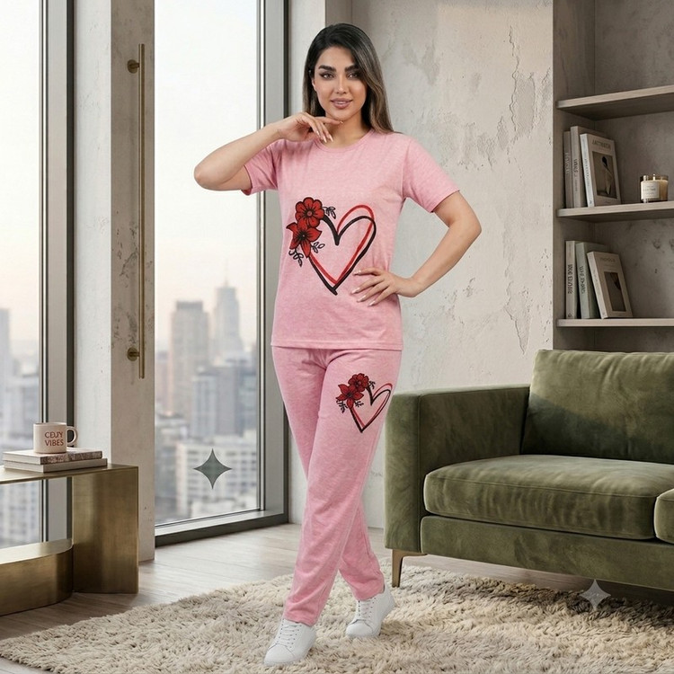 ست تیشرت آستین کوتاه و شلوار راحتی زنانه مدل OMGHLBP