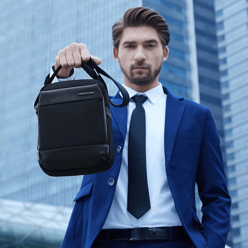 کیف دوشی آرتیک هانتر مدل K00679