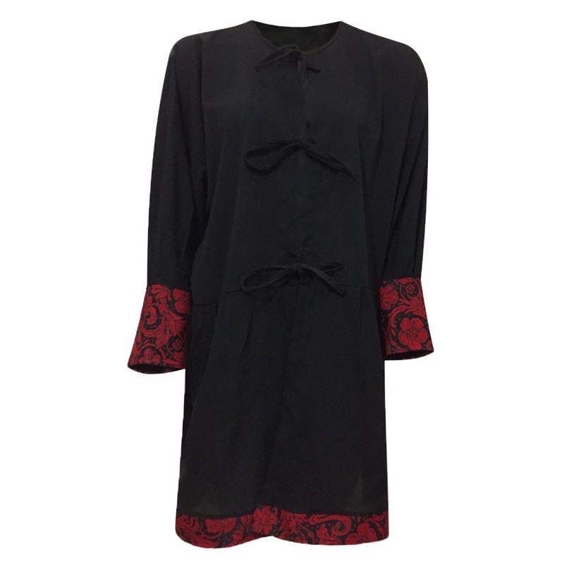 مانتو زنانه مدل عروسکی کیمانو تافته کد tm-2774