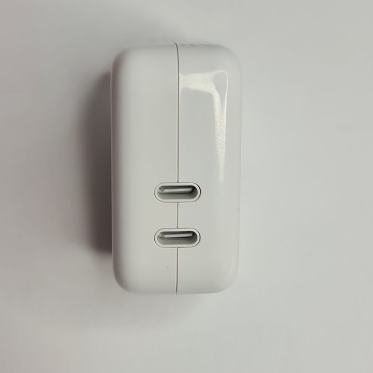 آداپتور شارژر مدل Dual USB-C Port