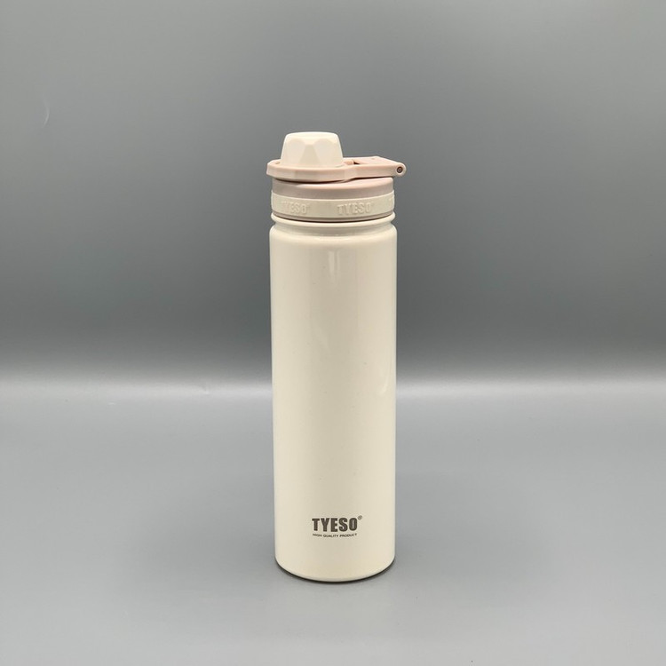 قمقمه ورزشی مدل TS-8709C با حجم 750 میلیلیتر و عایق حرارتی دوجداره خلأ