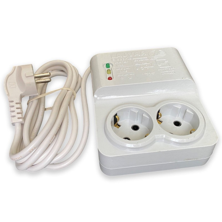 محافظ ولتاژ لجور الکتریک مدل L109 - 3500W - 16A - 3Meter