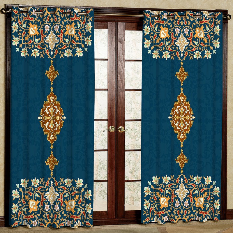 پرده طرح سنتی مدل مخمل پانچی کد 4311 H سایز 200x140 سانتی متر