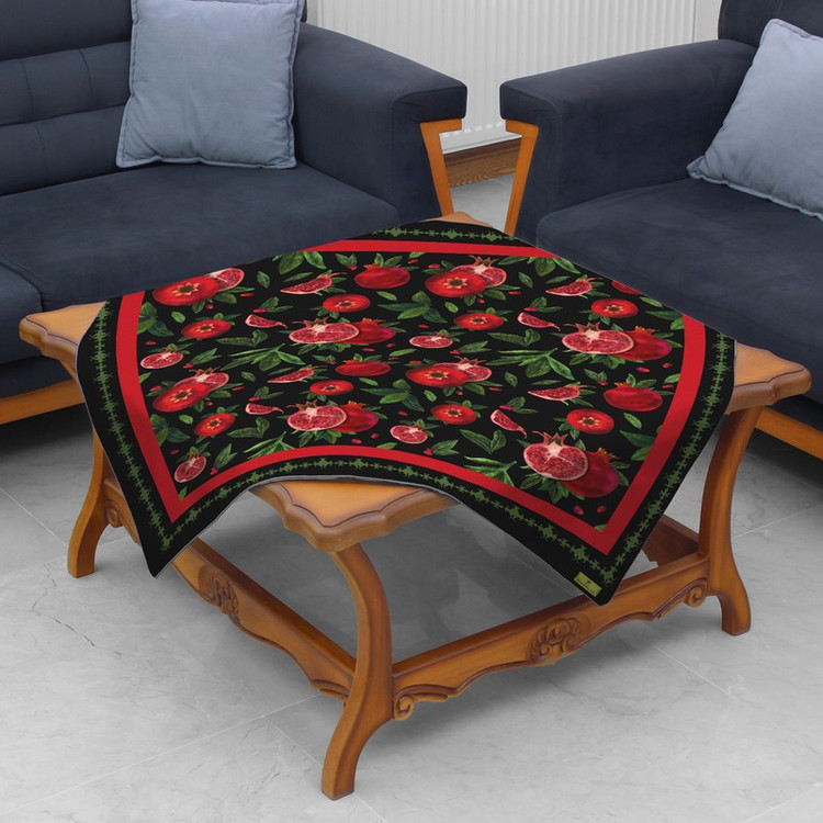 رومیزی ریحانلوکس مدل شب چله RH127 سایز 97x97 سانتیمتر