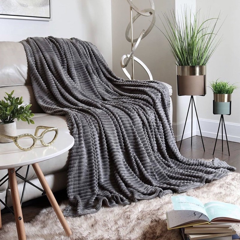 پتو مسافرتی مدل پلیسه سایز 240x220 سانتی متر