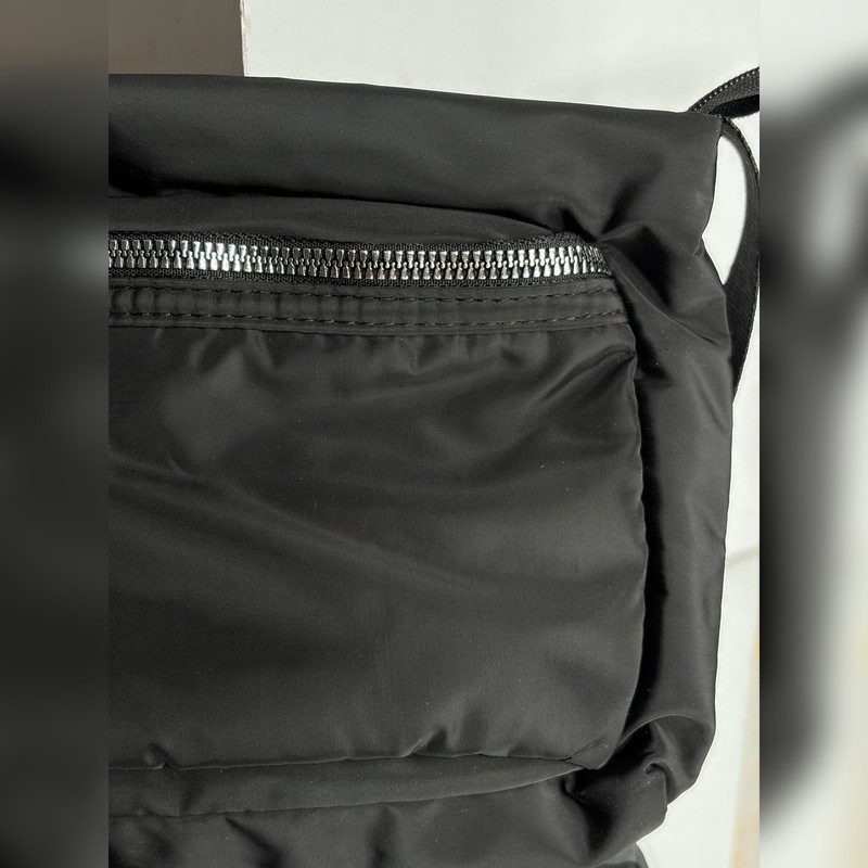 کیف دوشی زنانه ال سی وایکیکی مدل LW 279